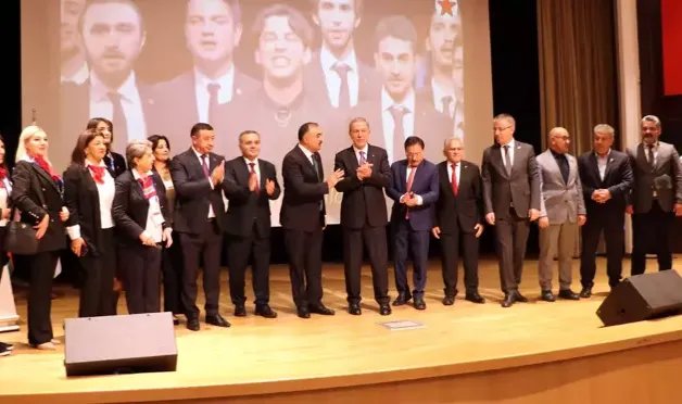 Hulusi Akar: Dünyaya 44 günde Türk'ün gücünü göstermek mümkün oldu