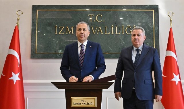 İçişleri Bakanı Yerlikaya İzmir'de