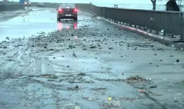 İstanbul'da fırtına ve sağanak etkili oldu