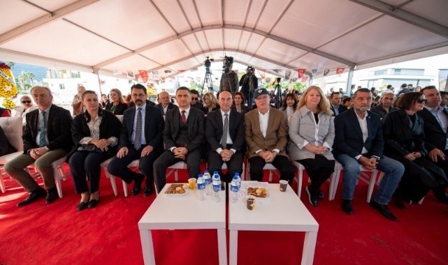 İzmir’in en kapsamlı tenis merkezi yola çıktı
