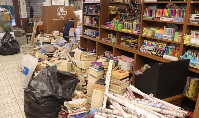 İzmirli esnafın zararı büyük: Bir kısmı hala iş yerlerini açamadı