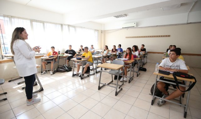 Karşıyaka’da çocuklar KARGEM ile geleceğe hazırlanıyor