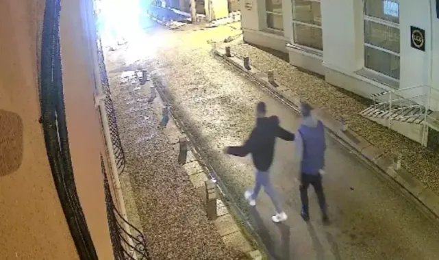 Kiliseye zorla girmeye çalışan 2 şüpheli, tutuklandı