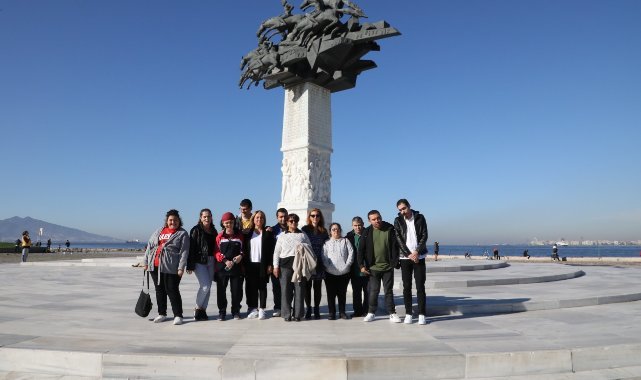 Menderes’te ‘’Özel Bir Gün’’ Etkinliği