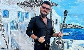 Müzisyenin evine baltalı saldırı