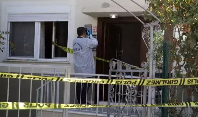 Öldürdükten sonra kan izlerini silmek için temizlik yapmış
