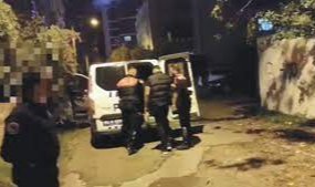 Rastgele ateş açıp sosyal medyada paylaşan 2 şüpheliye gözaltı
