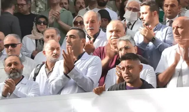 Sağlık çalışanlarından İsrail protestosu