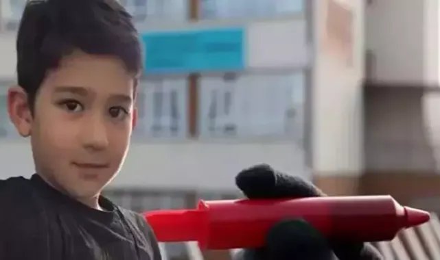 Şırınga şeklindeki çikolatanın kapağı boğazına kaçan Mert’in ölümünde bilirkişi raporu alınacak
