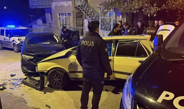 Takip sırasında otomobiliyle polis aracına çarpan ehliyetsiz sürücüye 41 bin lira ceza