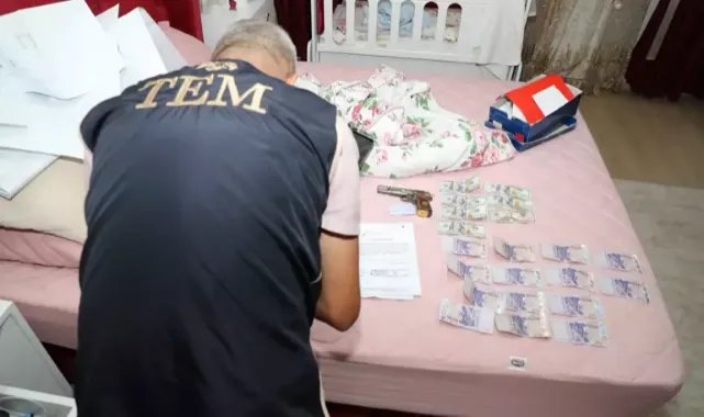 Terör örgütlerine finansman sağlayan 2 kişiye gözaltı