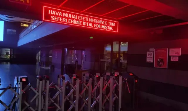 Vapur seferleri iptal edildi, Marmaray ve metrobüste yoğunluk oluştu