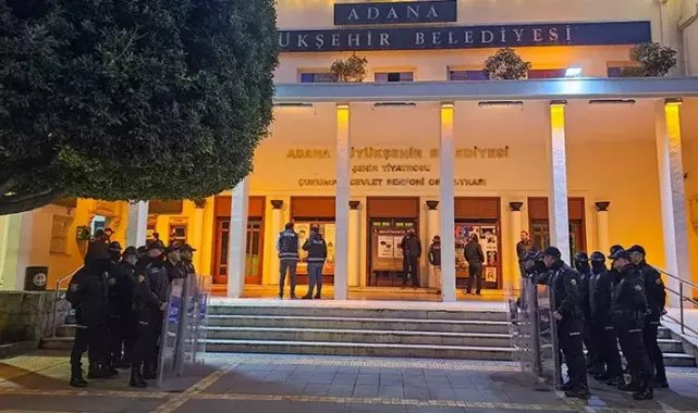 Adana Büyükşehir Belediyesi'nden 2 yıldır aynı firmalar reklam ihalesi almış