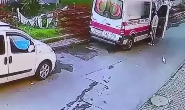 Bahçelievler'de ambulansla uyuşturucu sevkiyatı yapan 4 sağlık personeli yakalandı