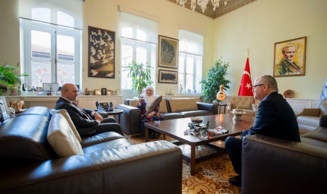 Balkan Ülkeleri Dostluk Derneği’nden Başkan Soyer’e teşekkür ziyareti