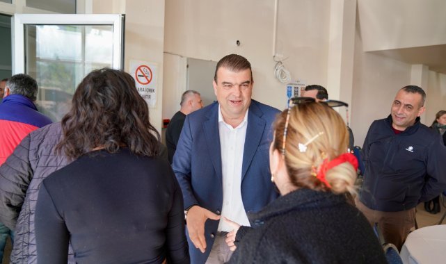 Başkan Yetişkin belediye çalışanlarının yeni yılını kutladı