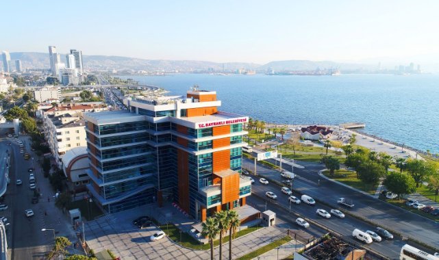 Bayraklı'dan 1000 öğrenciye beslenme desteği