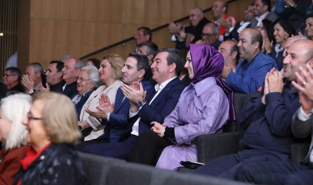 Bergama Kültür Merkezi'nde 4.5 yılda 300'den fazla gösteri