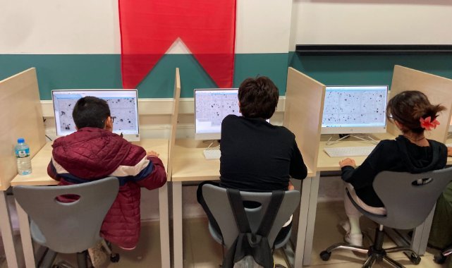 Bornovalı minikler 2 asteroit keşfetti