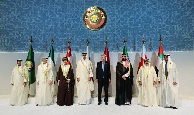 Cumhurbaşkanı Erdoğan: “İsrail'in işlediği bu suçlar yanına kar kalmamalıdır”