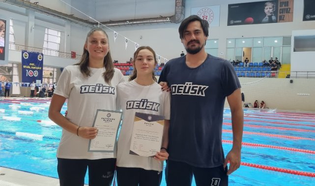 DEÜ'lü yüzücüler havuzdan 1 rekor 8 madalya çıkardı