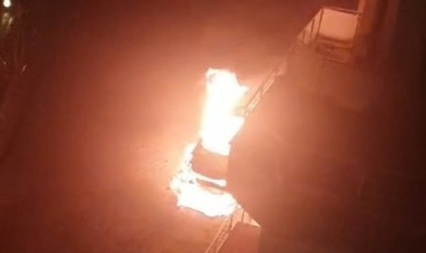 Düzce Belediye Başkanı Özlü'nün park halindeki otomobili alev alev yandı