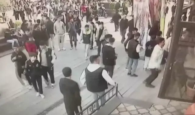 Esenyurt'ta fenomenlerin buluşmasındaki bıçaklı kavga: 3 şüpheli gözaltına alındı