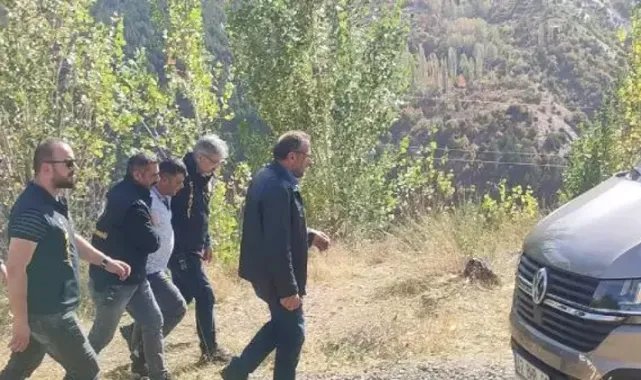 Eşini öldürüp uçurumdan atan şüphelinin babası da tutuklandı