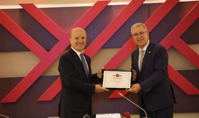 EÜ’nün engelsiz ekosistemi paydaşlardan beğeni alıyor