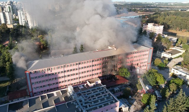 Hastane yangını dron ile görüntülendi