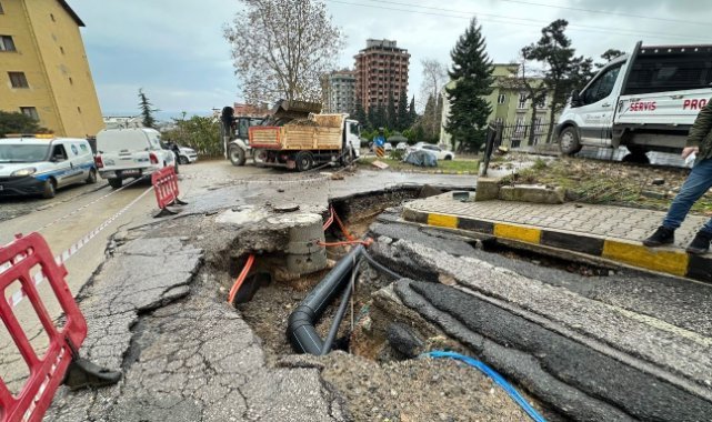 İçme suyu isale hattı patladı, ortalık savaş alanına döndü