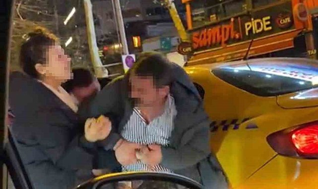 İstanbul’da taksici ile müşteri arasında “beni almadın” kavgası