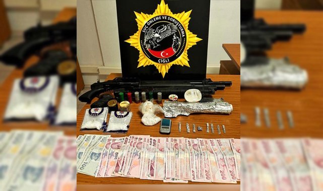 İzmir’de polis ekiplerinin uyuşturucuyla mücadelesi sürüyor