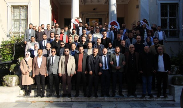 İzmir Hepimizin Derneği (İZHED) İlk Genel Kurulunu yoğun bir katılım ile gerçekleştirdi.