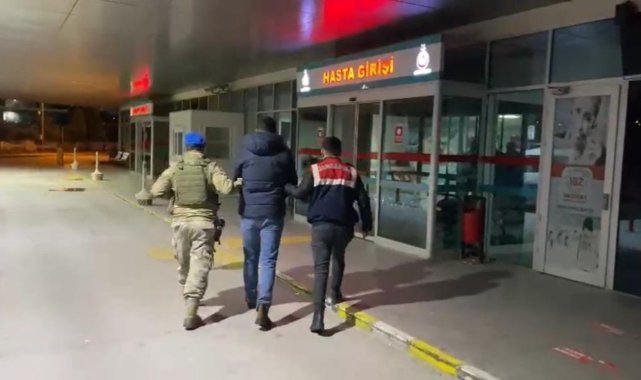İzmir merkezli FETÖ operasyonunda 5 tutuklama