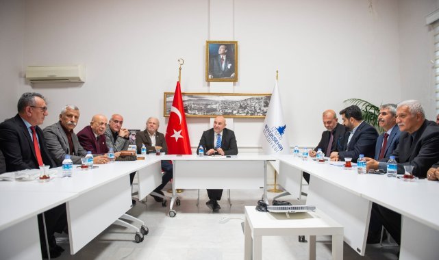 Soyer: İzmir olarak bir ebru topluluğuyuz