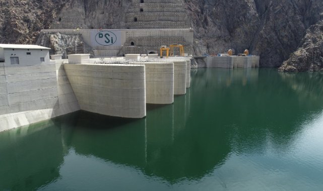 Yapımı 9 yıl süren Türkiye’nin en yüksek barajı yeni yıla enerji üretimiyle girecek