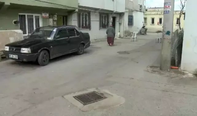 33 yıllık eşi kavgayı ayırırken atılan beton parçasıyla gözlerinin önünde öldü
