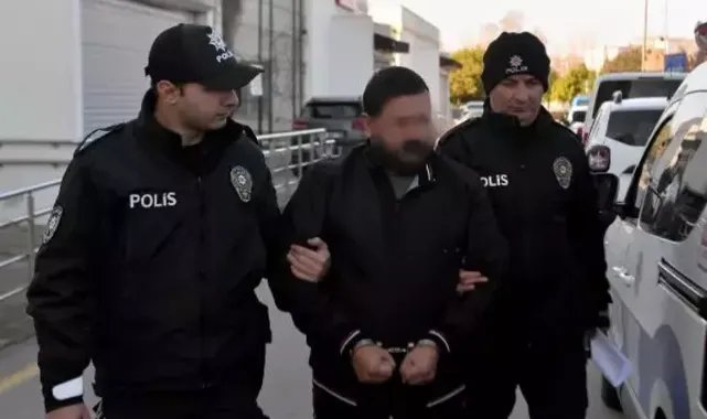 Adana'da 2 eve 'silah ve uyuşturucu' operasyonu