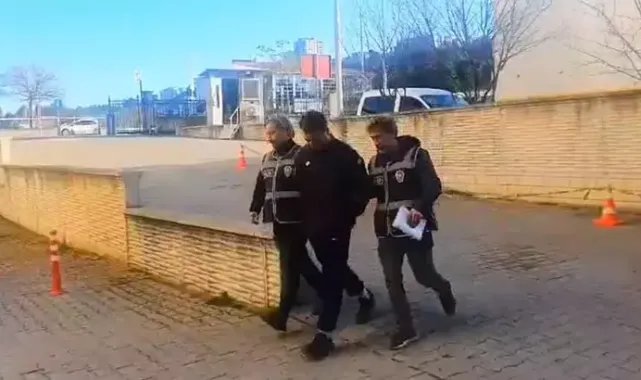 ATM'den para çeken 5 kişiyi yardım etme bahanesiyle dolandırdı