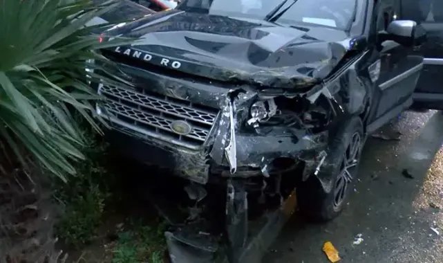 Bakırköy'de 5 aracın karıştığı zincirleme kaza