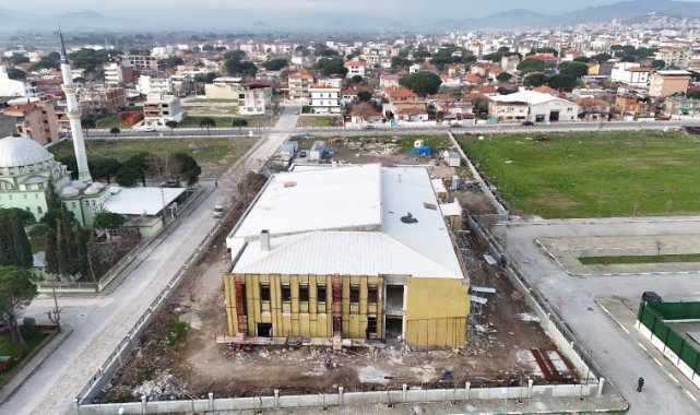 Bergama Gençlik Merkezi Yükseliyor
