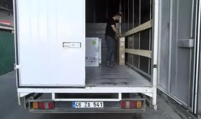 Beylikdüzü'nde dakikalar içinde kamyonetten beyaz eşya hırsızlığı