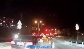 Beylikdüzü'nde polis denetim noktasından otomobil kaçtı