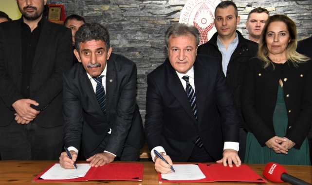 Bornova Belediyesi’nde tüm çalışanları sevindiren sözleşme