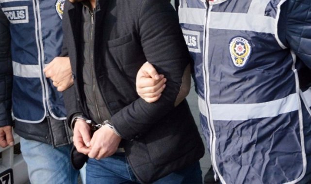 Firari FETÖ’cüye bilgi sızdıran polis tutuklandı