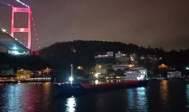 İstanbul Boğazı gemi trafiğine kapatıldı