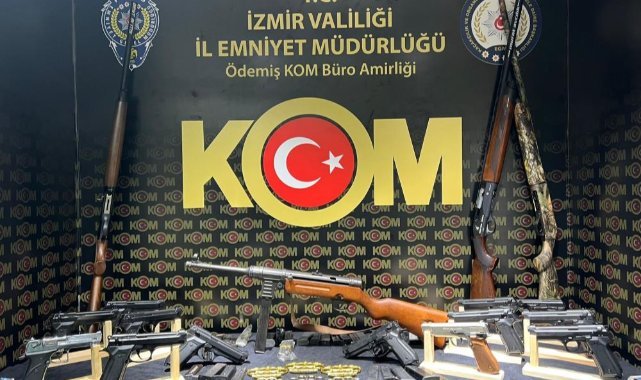 İzmir'de silah tacirlerine baskın: 5 gözaltı