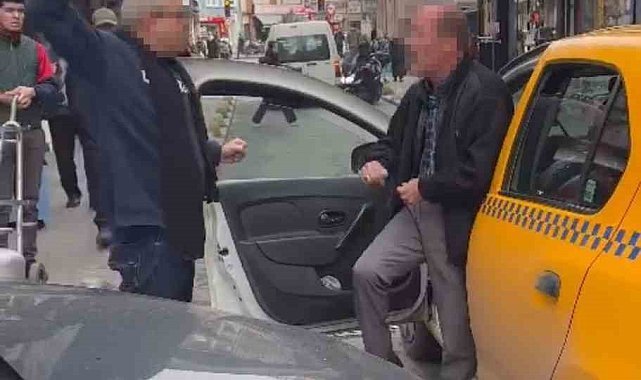 Kasımpaşa’da taksiciyle yumruklu yol verme kavgası