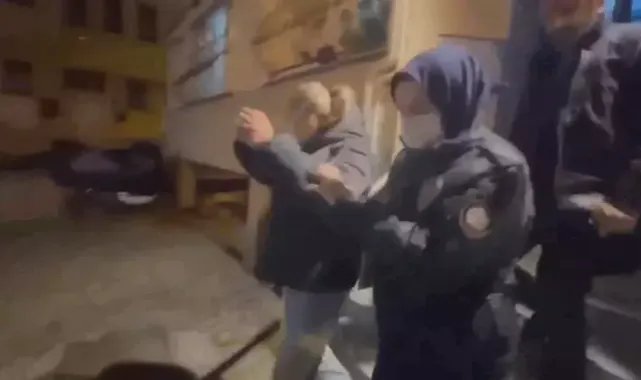 Kırmızı bültenle aranan 10 kişi 'Kafes-30' operasyonuyla İstanbul'da yakalandı